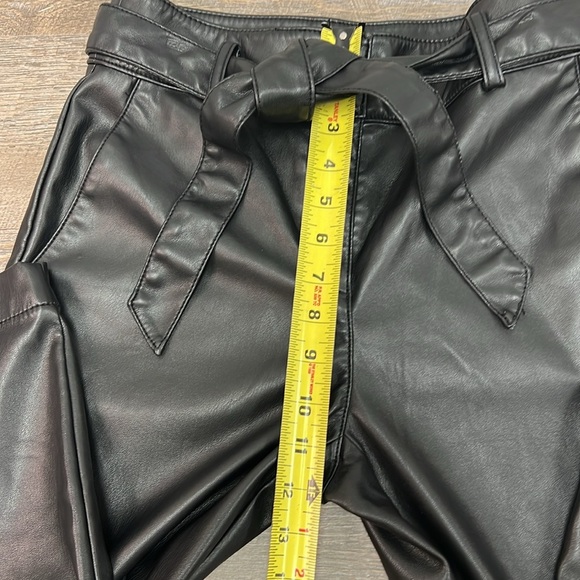 Loft High Rise Soft Faux Leather Belted Pants Size 2 - Picture 12 of 13